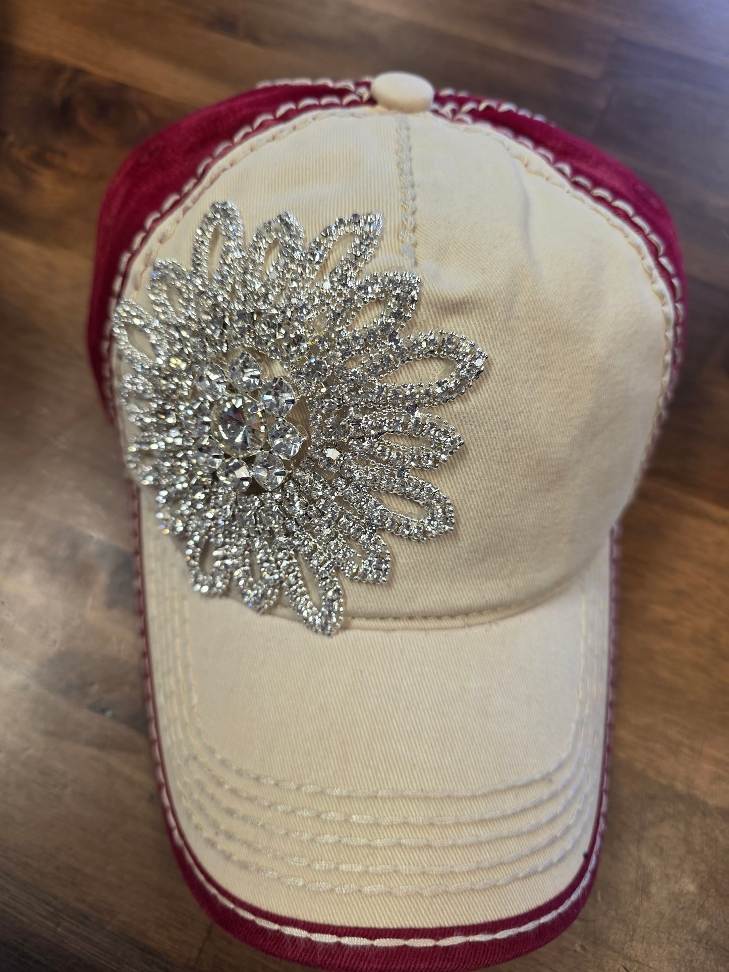 Olive & Pique Starburst Hat