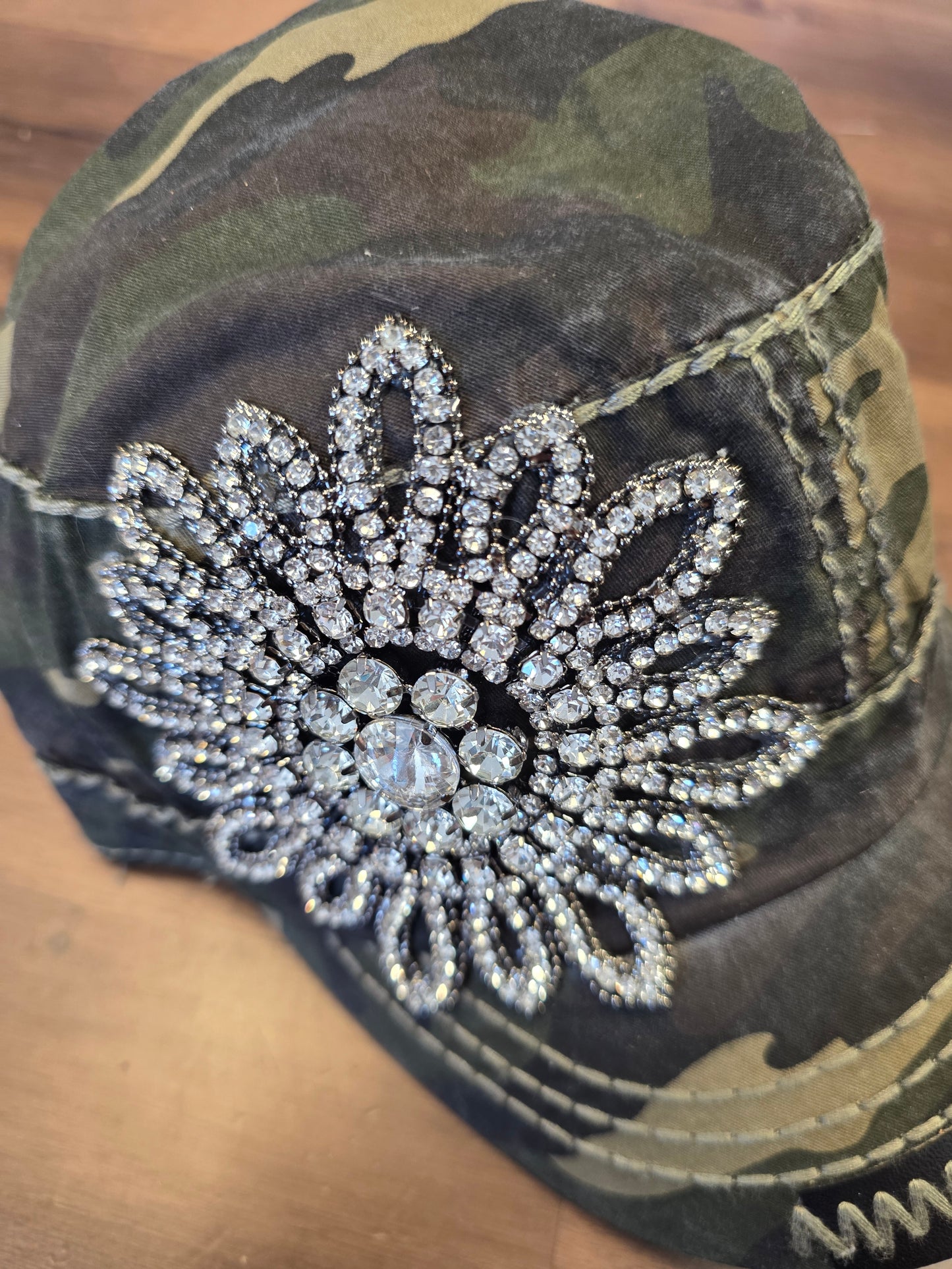 Olive & Pique Cadet Starburst