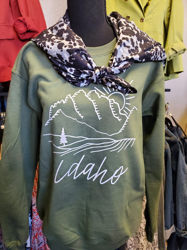 Green Unisex Crew Neck Idaho Mountains