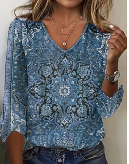 Tribal Print V-Neck 3/4 Sleeve Relaxed Fit