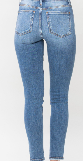 Mid-Rise Skinny by Judy Blue 82548REG