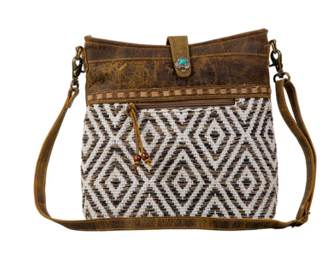 Sand Weaver Shoulder Bag