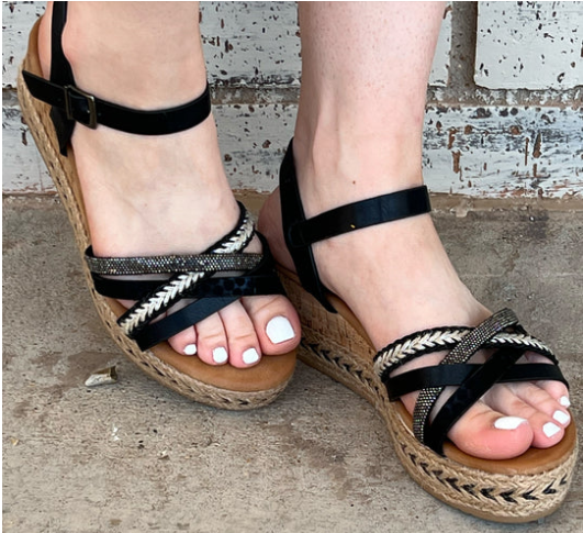 NIGHT OUT SANDAL