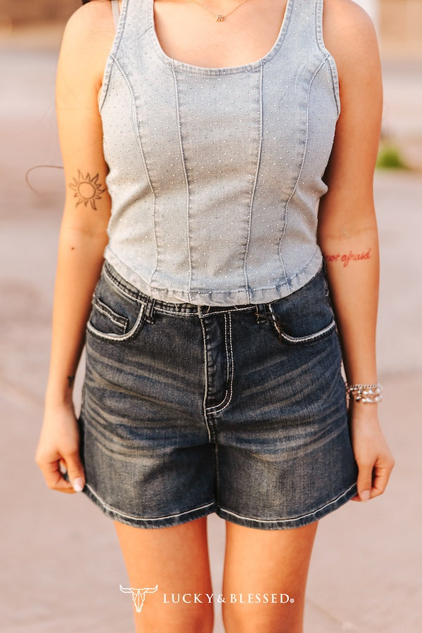 Dark Wash Mid Rise Stretch Denim Contrast Stitching Shorts (5in Inseam)