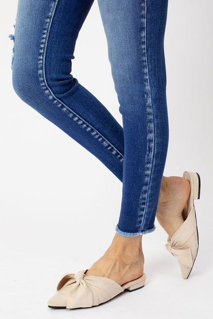 Medium Wash High Rise Skinny Jeans