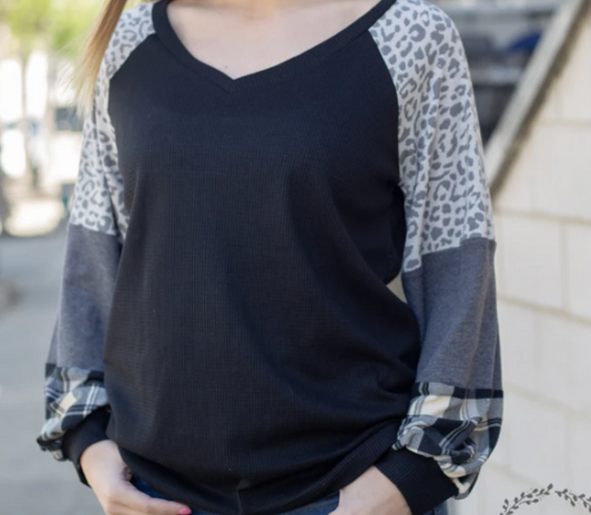 Leader of the Pack Waffle Raglan Top with Balloon Long Sleeve, Black